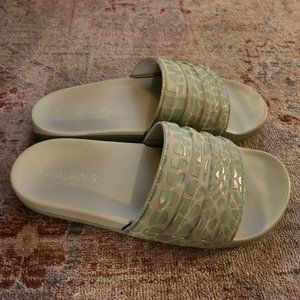 Adilette Comfort Adidas Slide Sandal